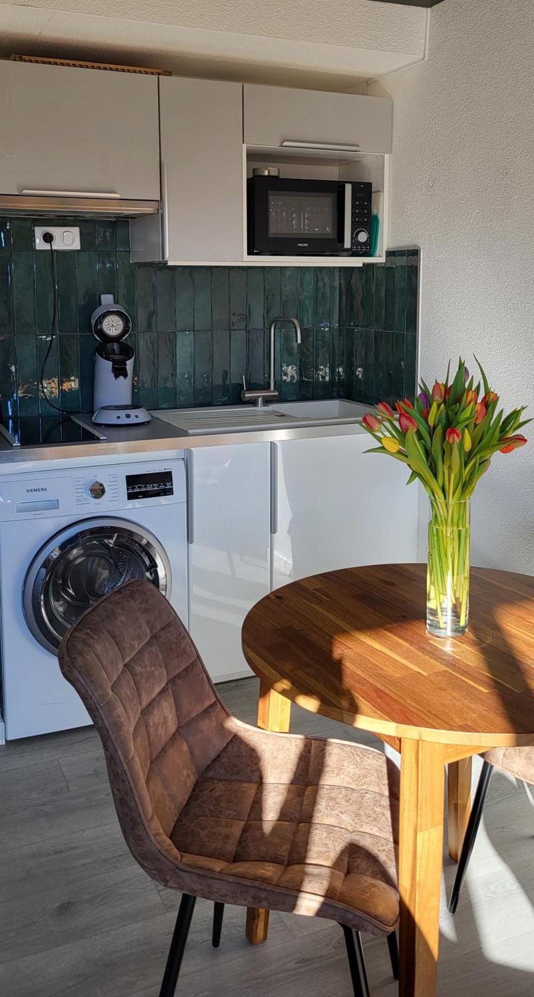 Appartement En Residence Avec Piscine باندول المظهر الخارجي الصورة